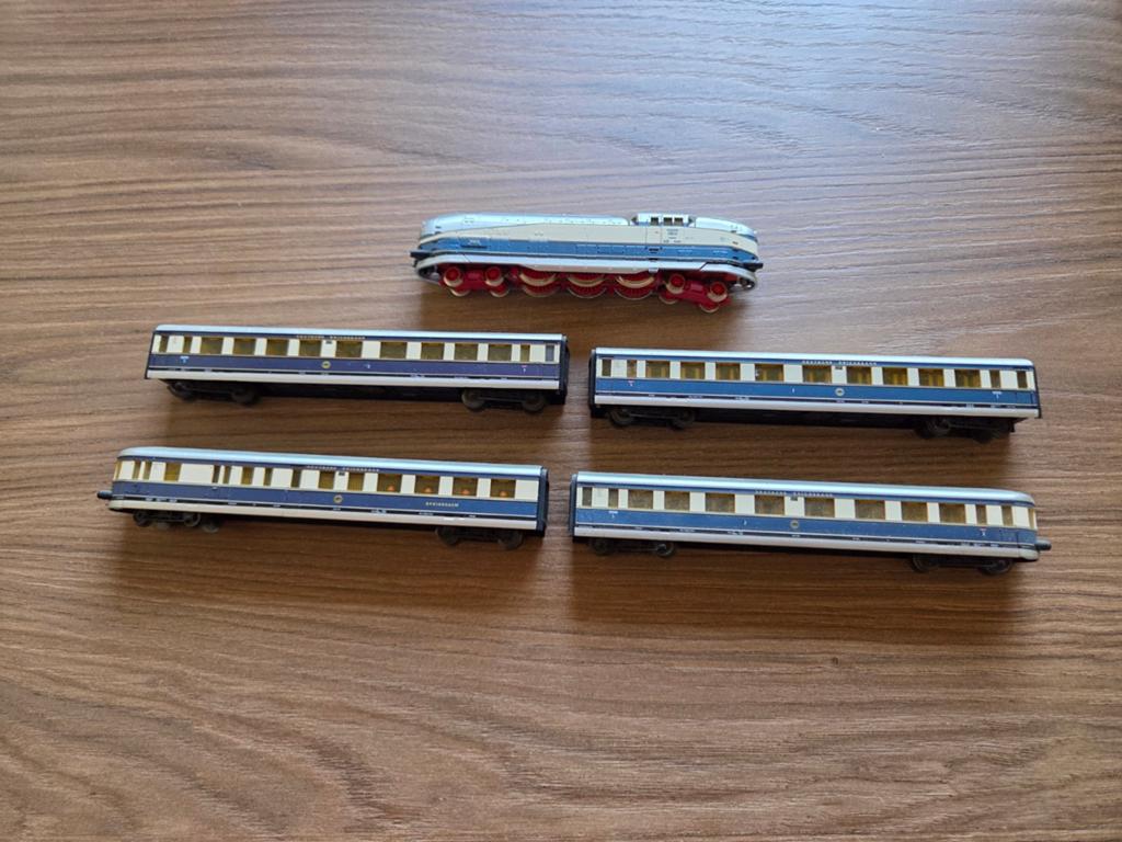Arnold Henschell Wegman set, Ophalen of Verzenden, Gelijkstroom, Wagon, Arnold
