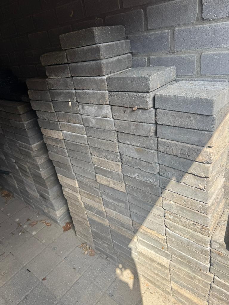 Stenen, Tuin en Terras, Ophalen, Overige materialen, Gebruikt, Overige typen