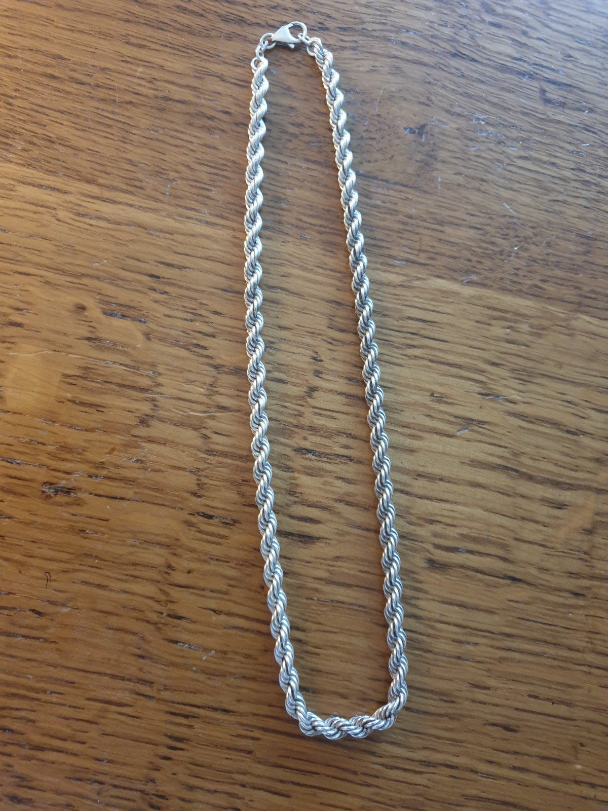 Leuke zilveren ketting/collier, Verzenden