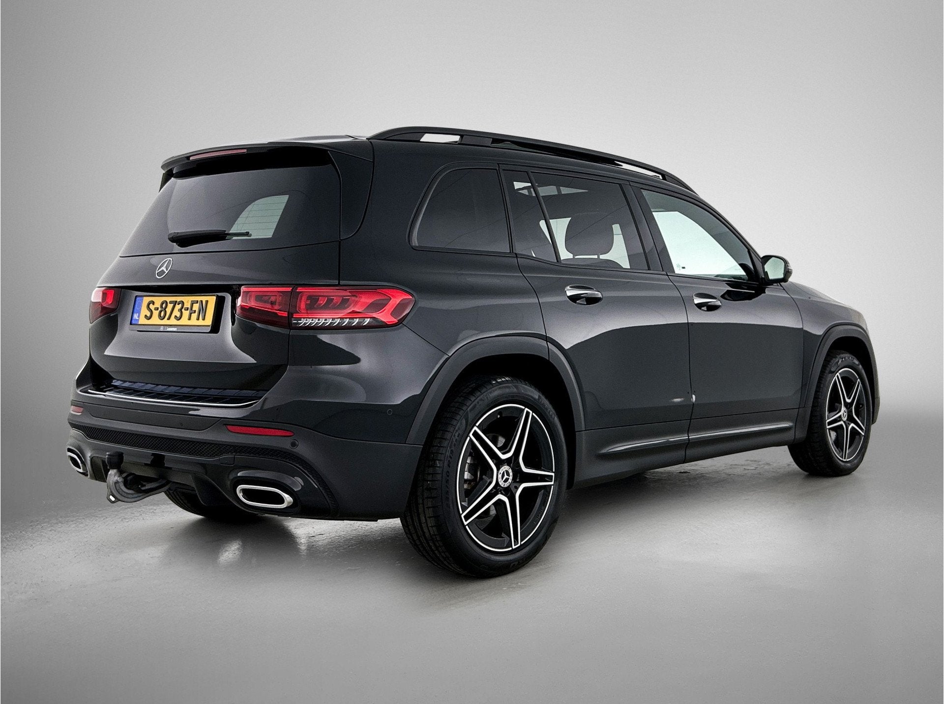 Mercedes-Benz GLB 200 AMG Line AMG Line | Night Pakket | Pan, 12 maanden, 4 cilinders, Verwarmde buitenspiegels, Bedrijf