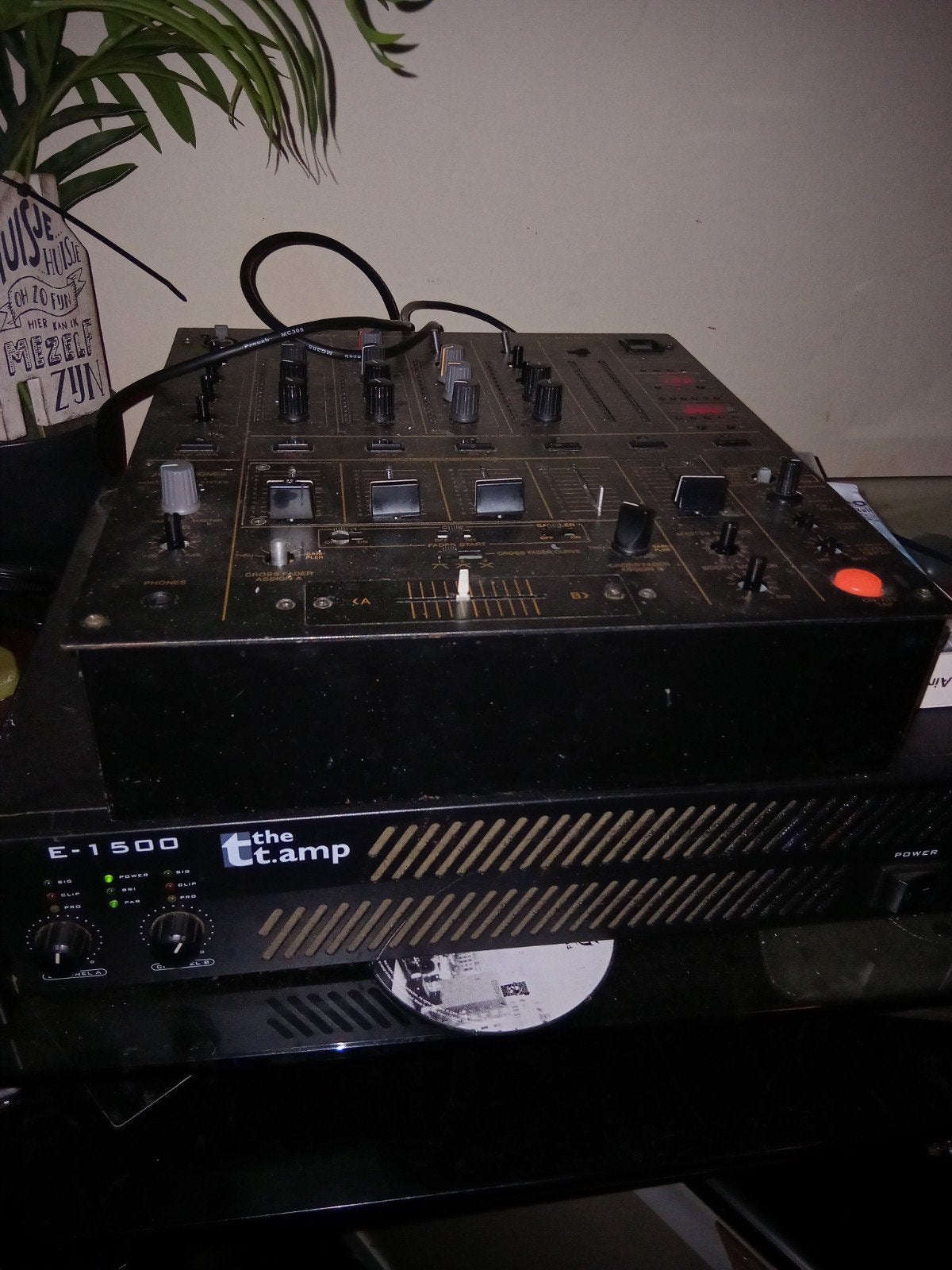 Draaitafel s en of. grote speaker s te koop, Ophalen of Verzenden, Zo goed als nieuw, Dj-set, Overige merken