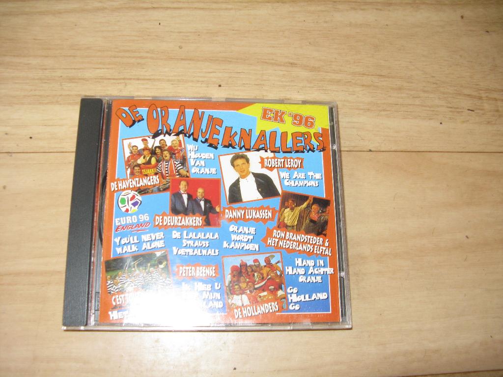 De Oranjeknallers, Ophalen of Verzenden, Zo goed als nieuw, Overige genres