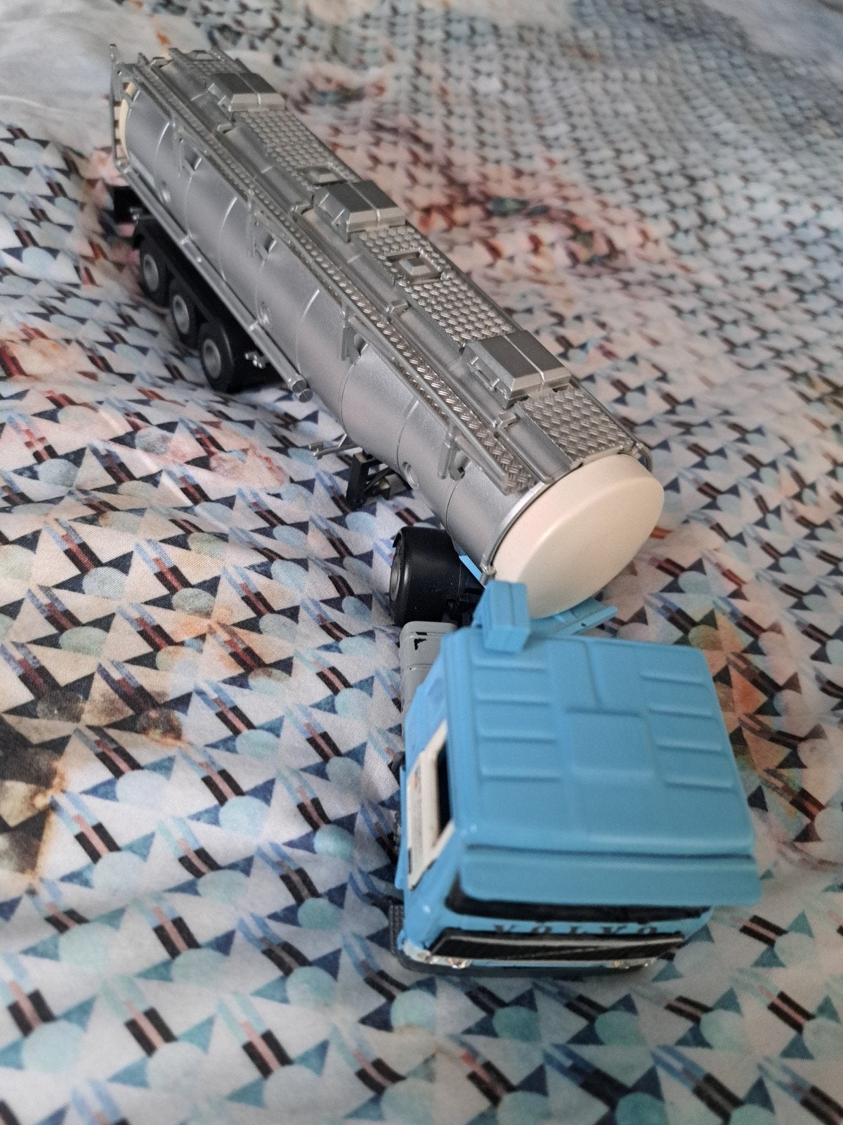 Tekno Volvo F10 H&S, schaal 1:50, Ophalen of Verzenden, Zo goed als nieuw, Bus of Vrachtwagen, Tekno