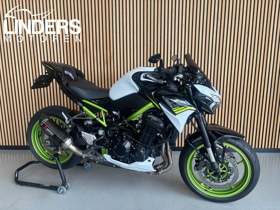 KAWASAKI Z900 PERFORMANCE (bj 2021), 4 cilinders, 948 cc, Bedrijf, Onbekend