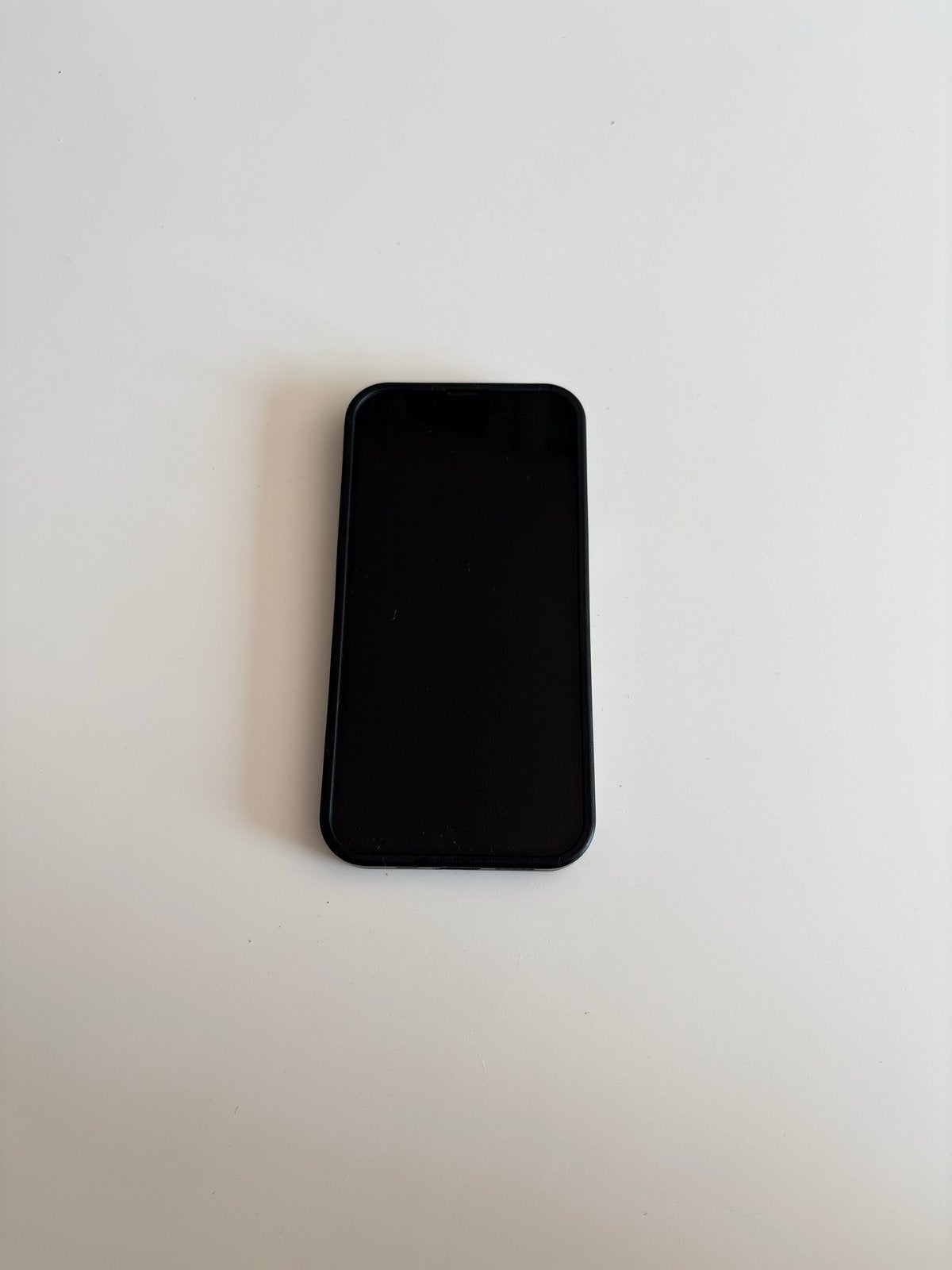 iPhone 13 met 4 kabels en MagSafe hoesje, Gebruikt, Zwart, IPhone 13, Ophalen of Verzenden