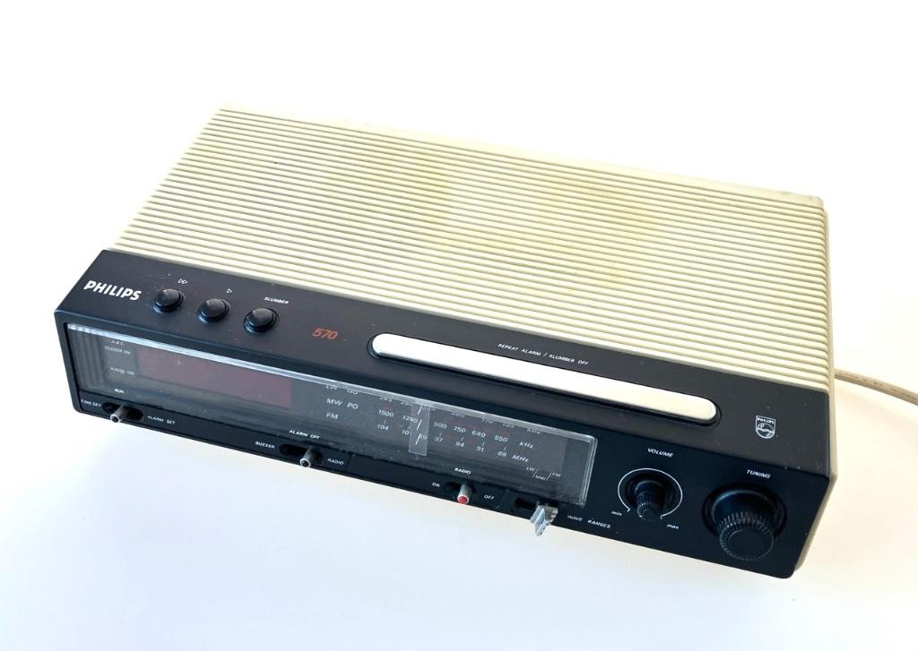 Philips 90AS570 - Wekkerradio - Jaren 70/80, Verzenden, Gebruikt, Radio