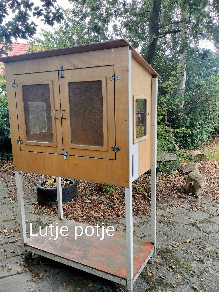 Slaaphuisje ( Lutje potje), Kinderen en Baby's, Ophalen, Gebruikt, Ledikant