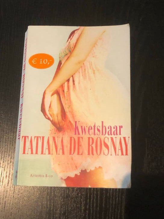 Kwetsbaar - Tatiana de Rosnay (Boek), Ophalen of Verzenden, Gelezen, Nederland