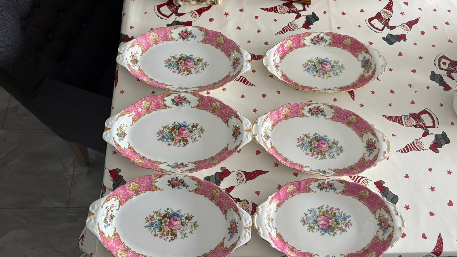 Royal albert, Ophalen of Verzenden, Overige stijlen, Porselein, Schaal of Schalen