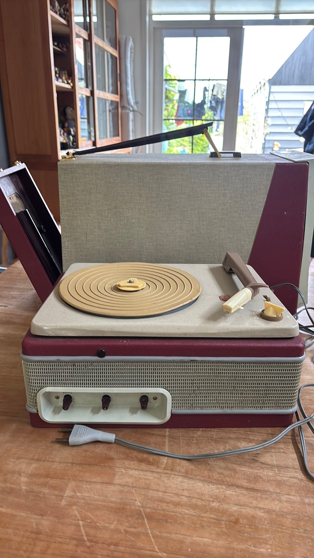platenspeler philips werkend met luidsprekers – jaren ’60, Ophalen, Gebruikt, Philips