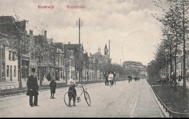 Beverwijk Breestraat veel volk, Verzenden, Voor 1920, Gelopen, Noord-Holland