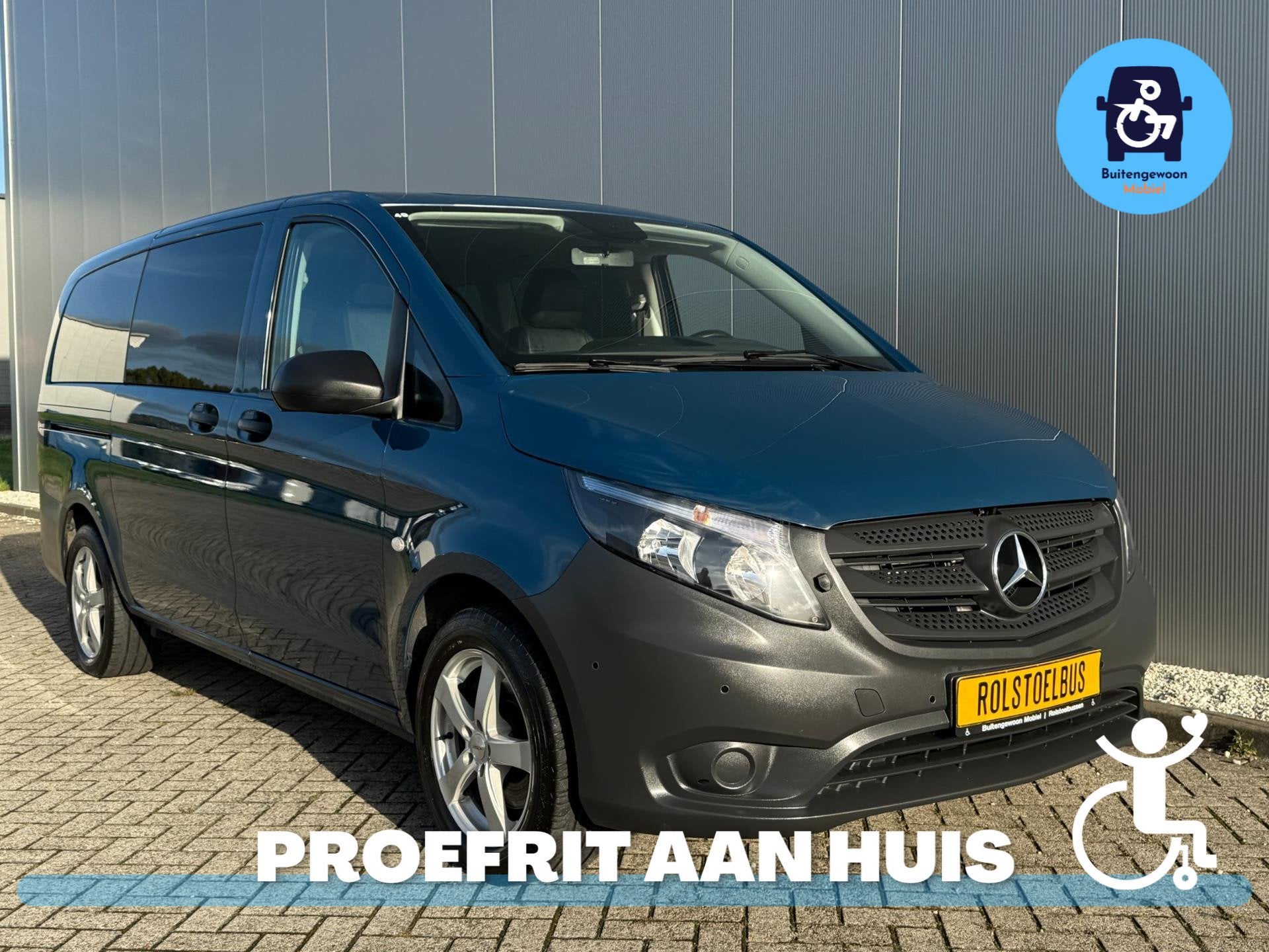 Mercedes-Benz Vito Tourer Rolstoelbus Zelfrijder (Airco) Aut, Auto's, Automaat, 12 maanden, Gebruikt, Zwart