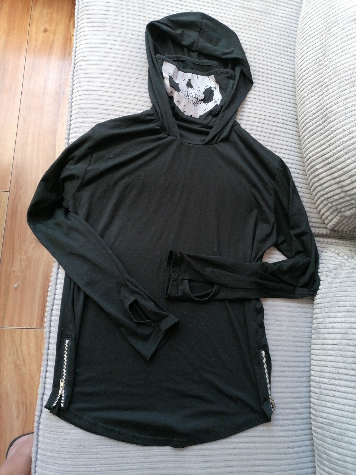 2 zwarte sleeves met Skelet Mondkapje en Duimgaten - Maat M, Ophalen of Verzenden, Jongen of Meisje, Jas