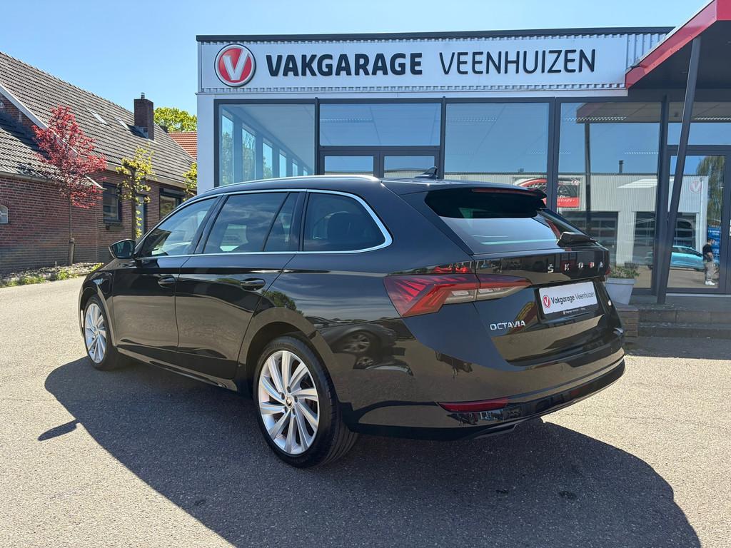 Skoda Octavia Combi 1.4 TSI iV PHEV Business Edition Plus|Ri, 12 maanden, Stof, Gebruikt, Zwart