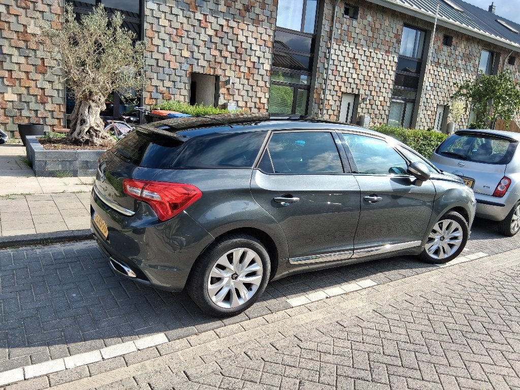 Citroën DS5 1.6 THP 115KW AUT 2015 Grijs