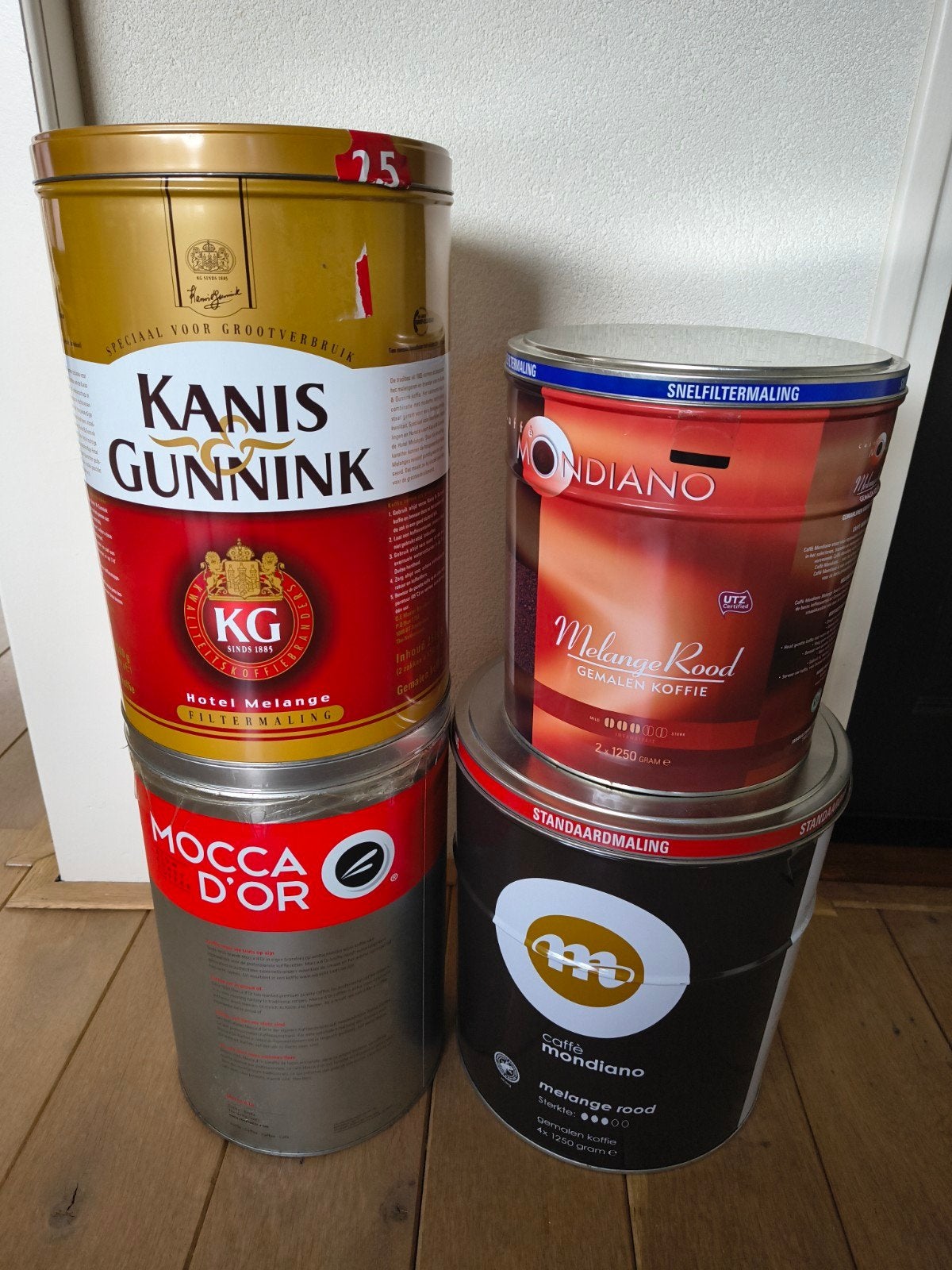 partij van 4 grote koffieblikken koffie blikken, Verzamelen, Blikken, Ophalen, Overige