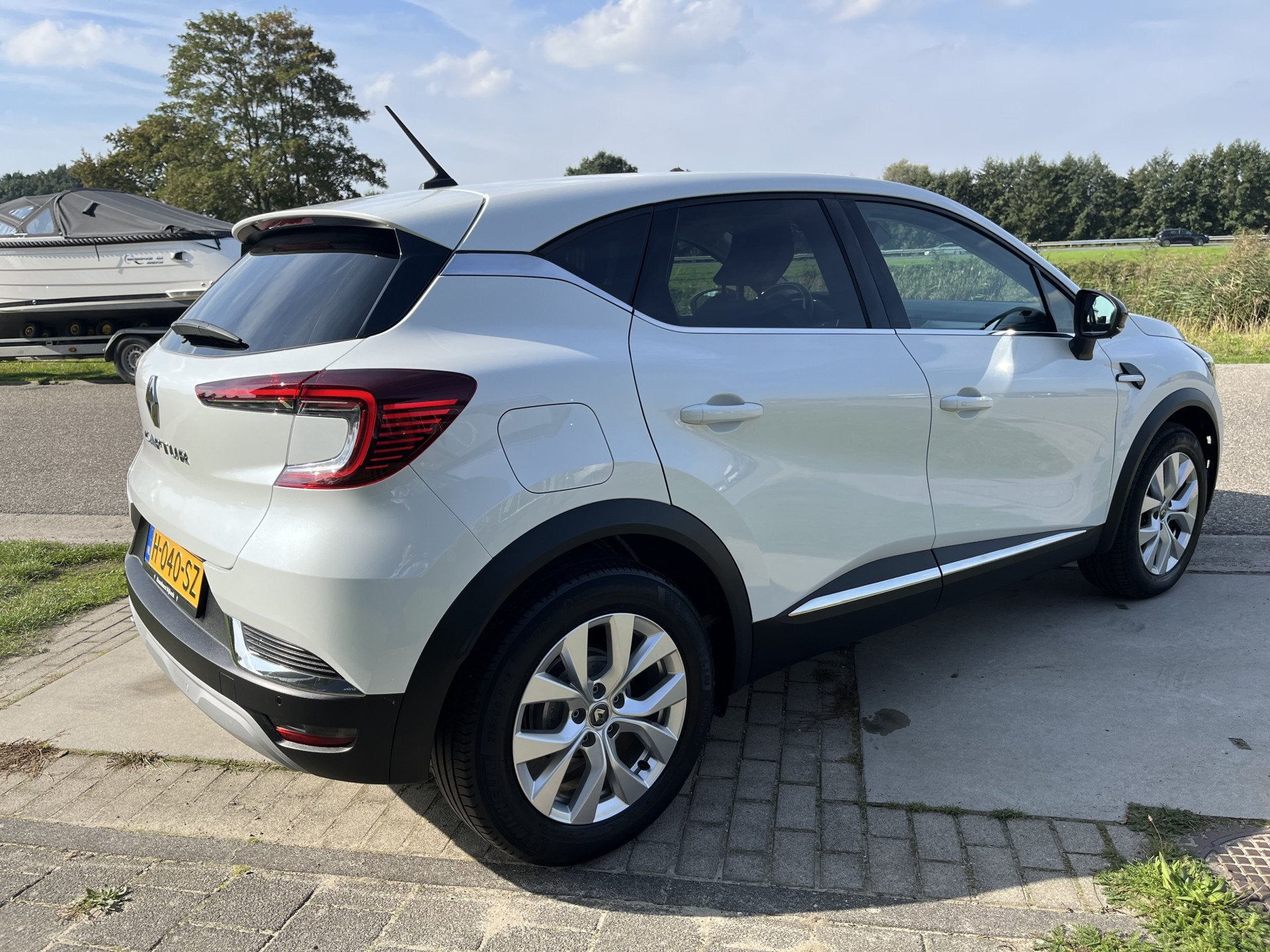 Renault Captur 1.0 TCe 100 Intens / Parkeerhulp A / Climate, Auto's, Voorwielaandrijving, 12 maanden, 101 pk, Gebruikt