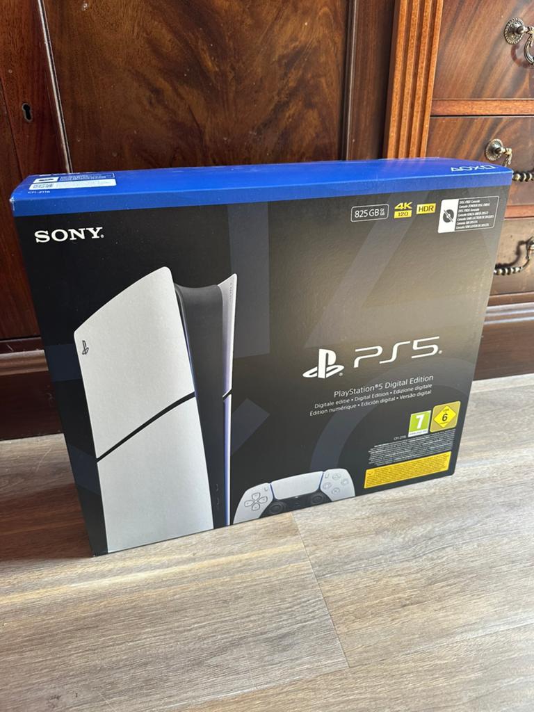Playstation 5 nieuw gesealed met garantie, Spelcomputers en Games, Spelcomputers | Sony PlayStation 5, Ophalen, Nieuw