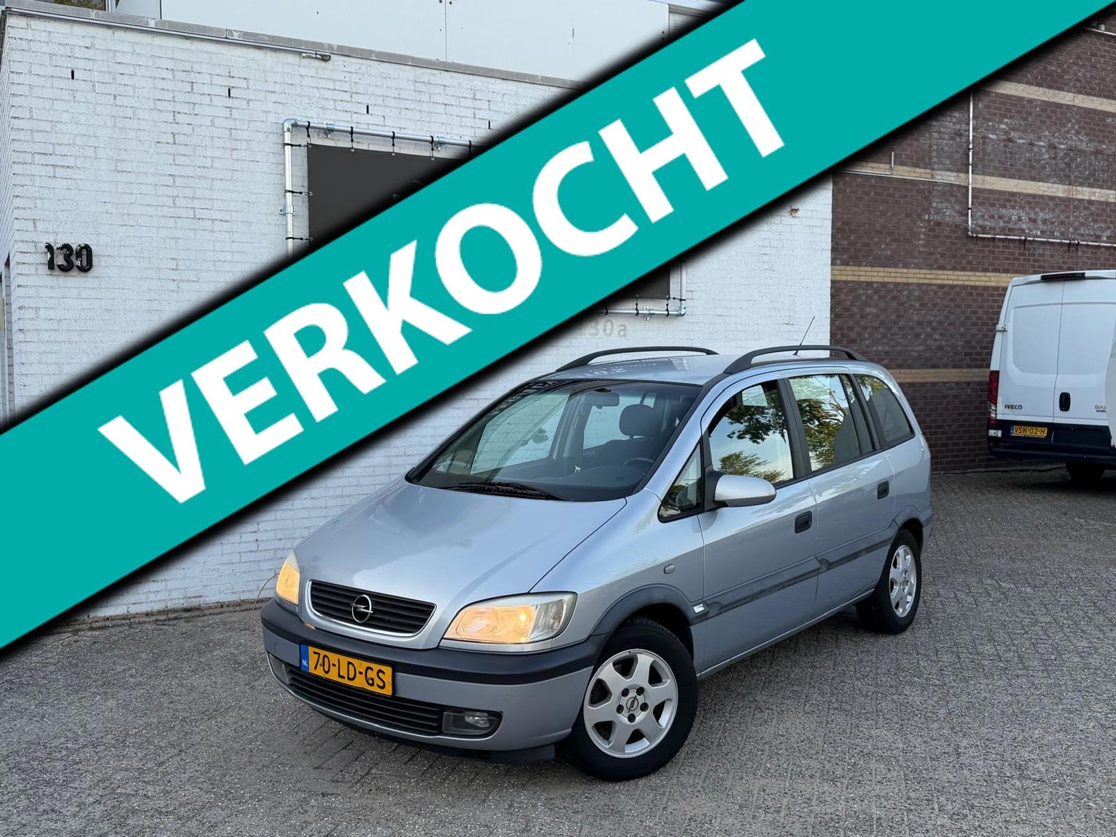 Opel Zafira 2.2-16V Elegance - AIRCO - CRUISE CONTROLE - NET, Dealer onderhouden, Stof, Gebruikt, Zwart