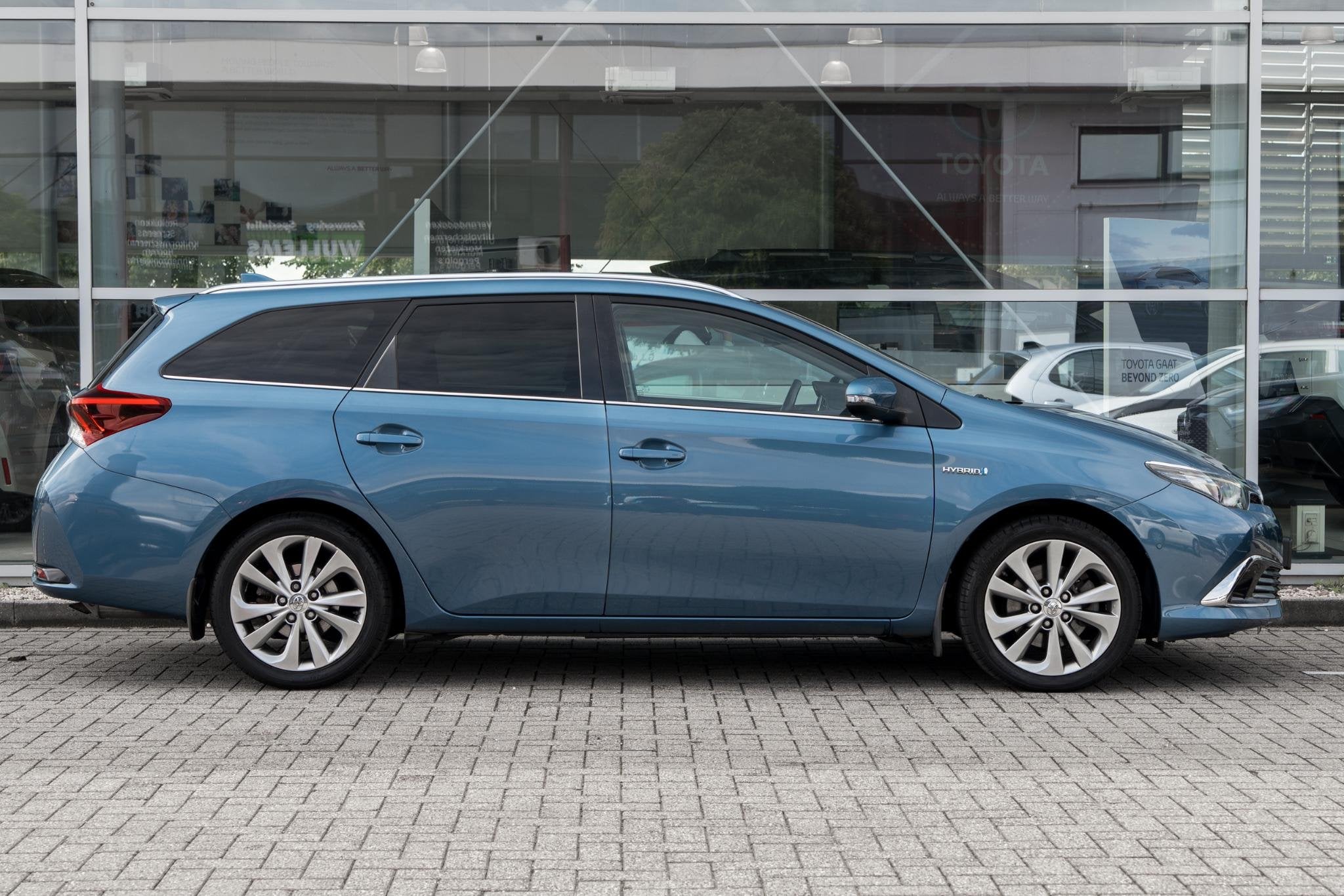 Toyota Auris Touring Sports 1.8 Hybrid Executive, Auto's, Automatische klimaatregeling, 136 pk, Gebruikt, Euro 6