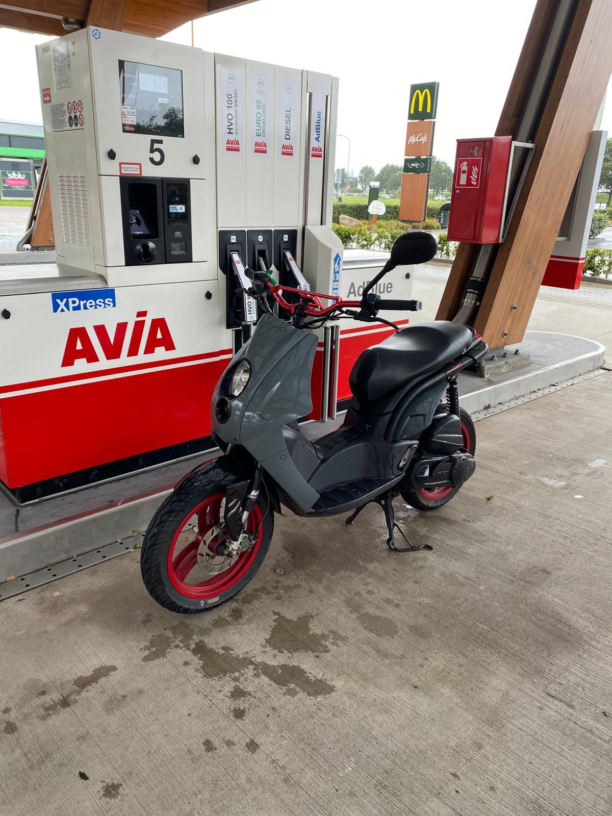 Peugeot Ludix - moet nieuwe cilinder op, Maximaal 45 km/u, Ophalen of Verzenden, Zo goed als nieuw, Benzine