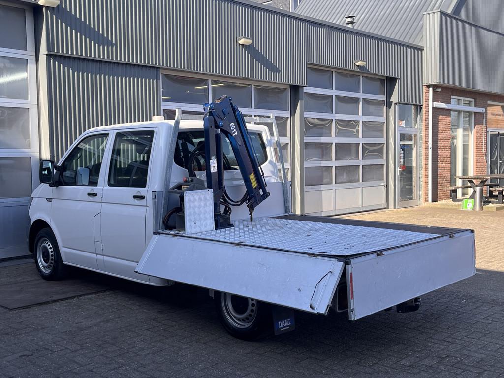 Volkswagen Transporter 2.0 TDI L2H1 DC Laadkraan Airco Trekh, Auto's, Voorwielaandrijving, Gebruikt, 4 cilinders, Volkswagen