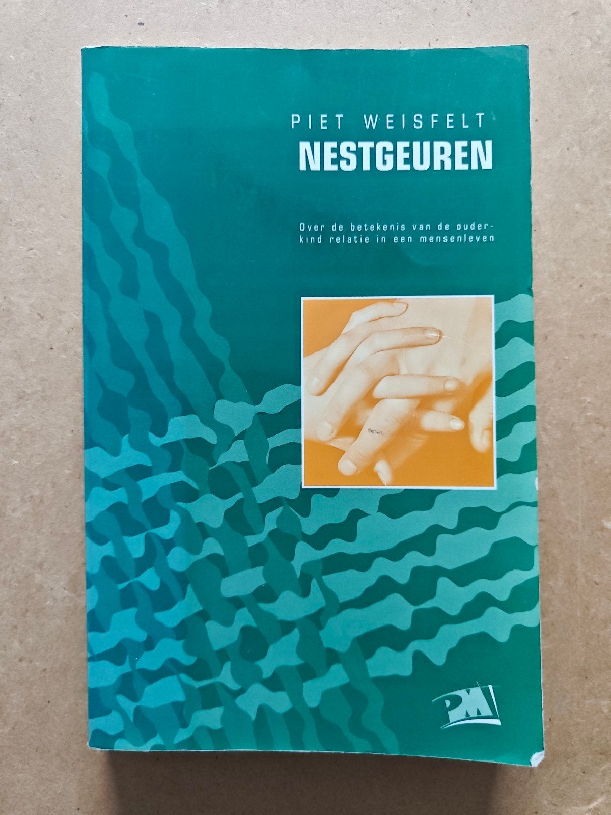 Nestgeuren - Over de ouder-kind relatie, Ophalen of Verzenden, Zo goed als nieuw, Ontwikkelingspsychologie, Piet Weisfelt