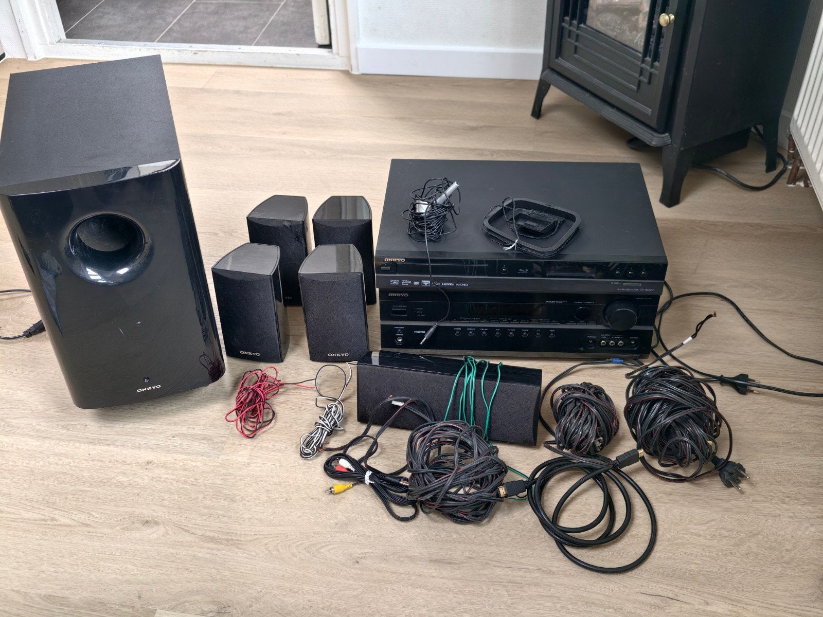 Onkyo Home Cinema Set met Blu-ray Speler en 5.1 Geluid, Overige merken, Gebruikt, Blu-ray-speler, 70 watt of meer