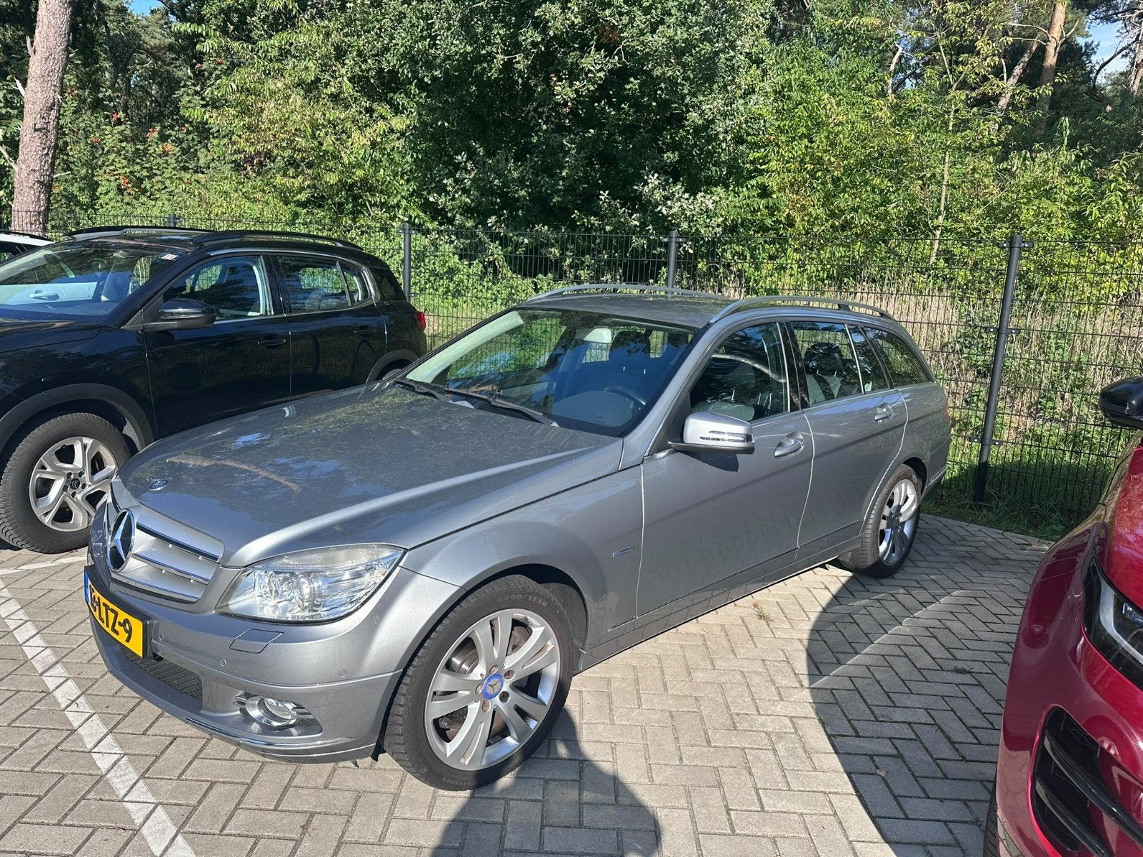 Mercedes-Benz C-Klasse C180 Blueefficiency 2010 Grijs, Achterwielaandrijving, 1800 kg, Handgeschakeld, Particulier