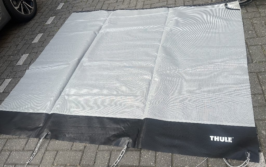 Thule sunblocker G2 250M als nieuw!, Ophalen, Zo goed als nieuw