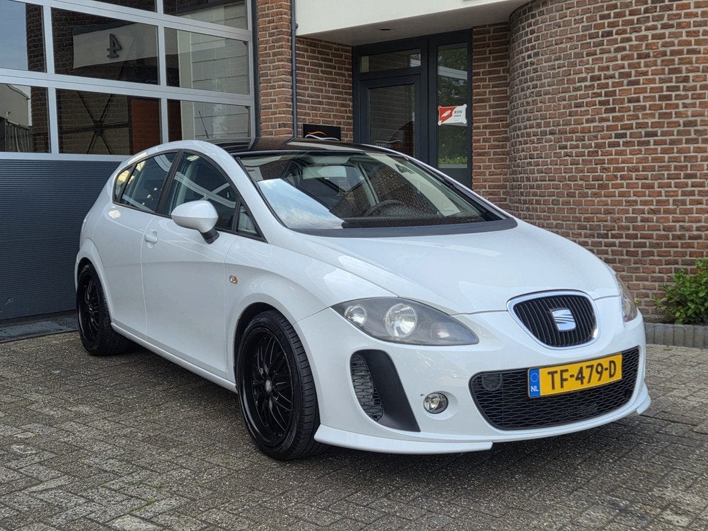 Seat Leon 1.2 TSI Good Stuff | Airco | Cruise | Lm Velgen |, Voorwielaandrijving, Euro 5, Gebruikt, 4 cilinders