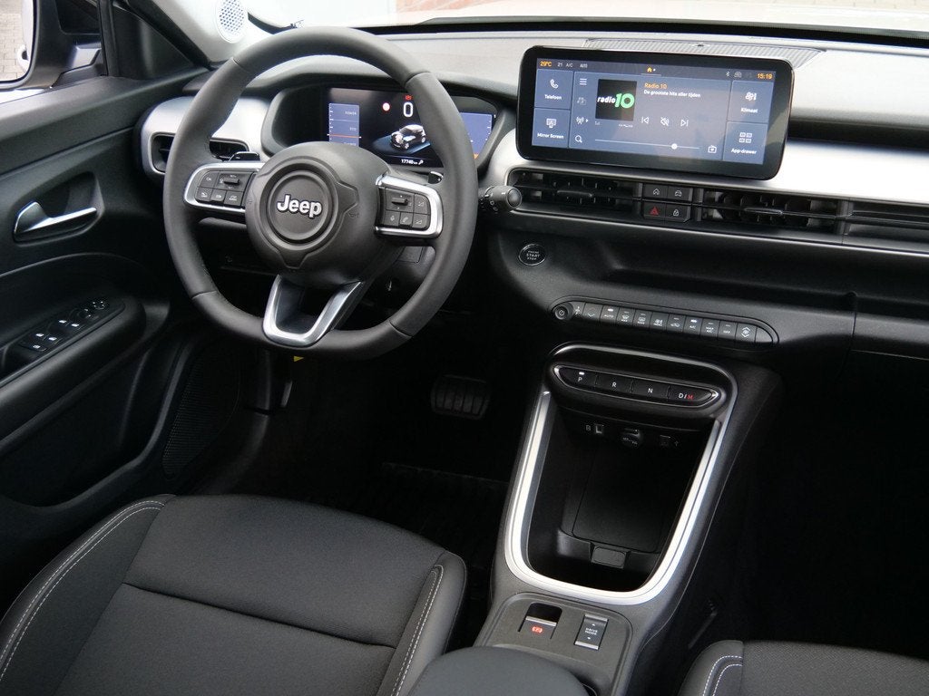 Jeep Avenger 1.2 e-Hybrid Altitude 100 Pk Automaat Apple Car, Auto's, 101 pk, 1199 cc, Bedrijf, Hybride Elektrisch/Benzine