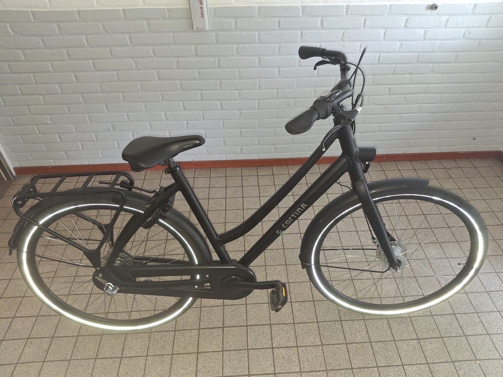 Cortina fiets - Zo goed als nieuw, Fietsen en Brommers, Ophalen, 53 tot 56 cm, Velgrem, Versnellingen