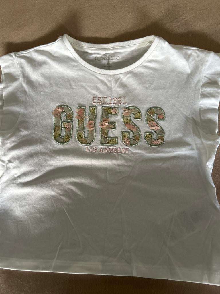 Guess T-shirt wit met pailletten - Maat 8, Ophalen of Verzenden, Zo goed als nieuw, Meisje, Shirt of Longsleeve