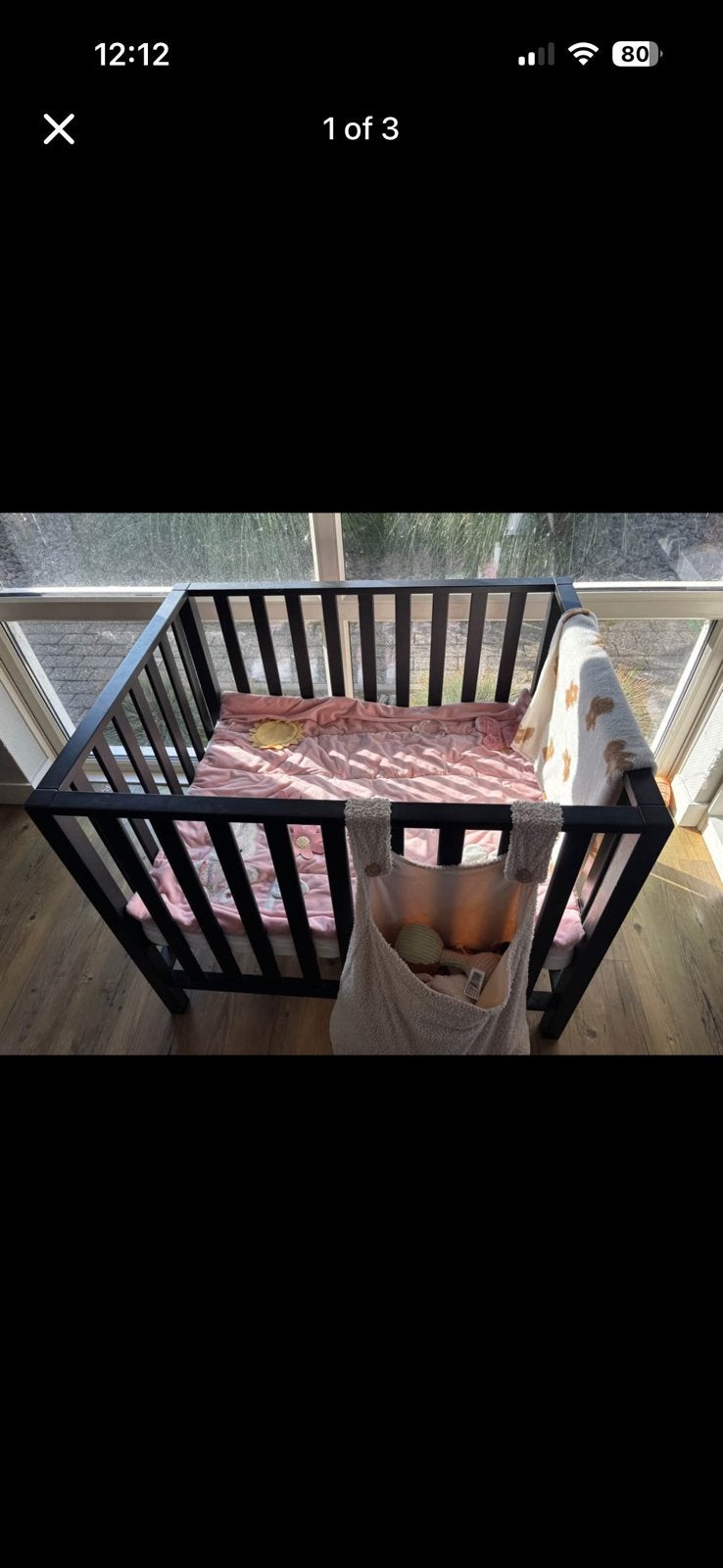 Zwarte babybox – compleet met accessoires, Ophalen, Zo goed als nieuw, Boxkleed