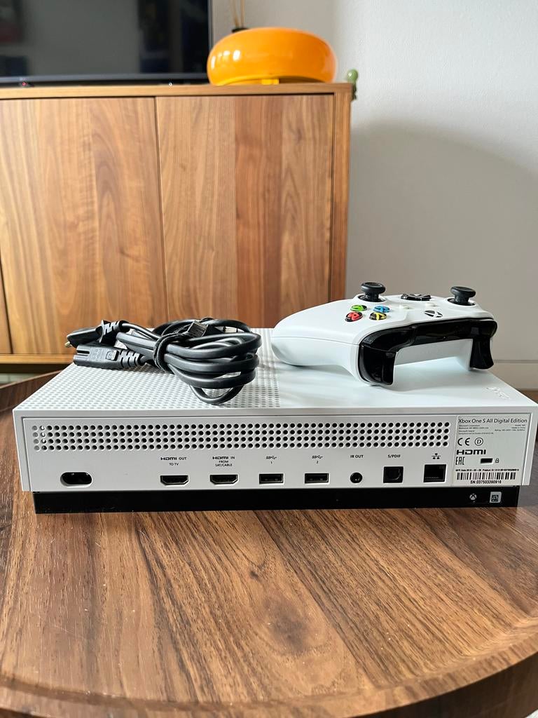 Xbox One S All Digital 1TB Wit + Controller + HDMI Kabel, Spelcomputers en Games, Spelcomputers | Xbox One, Xbox One S All-digital