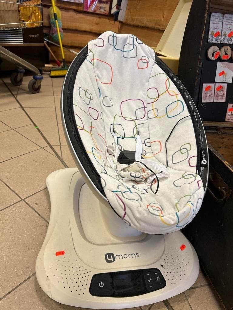 4moms mamaRoo Baby Schommelstoel - Zo goed als nieuw, Overige merken, Schommelstoel, Ophalen of Verzenden, Met gordel(s) of riempje(s)