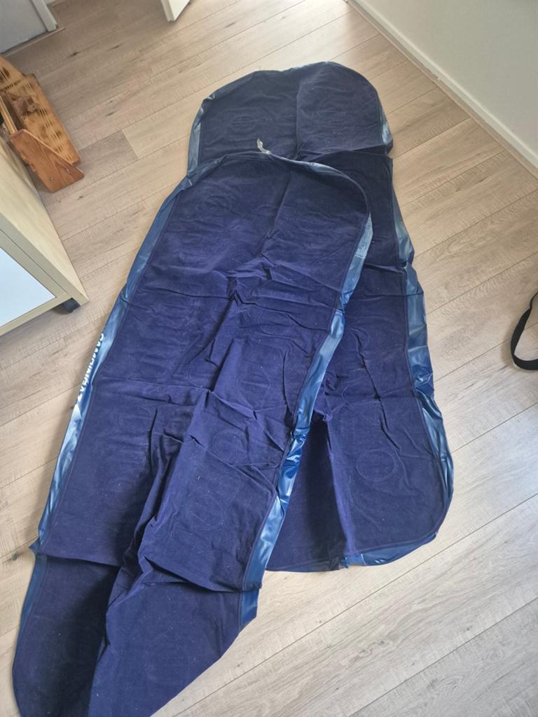 2x 1-persoons luchtbedden van Campingaz, Ophalen, Gebruikt, 1-persoons