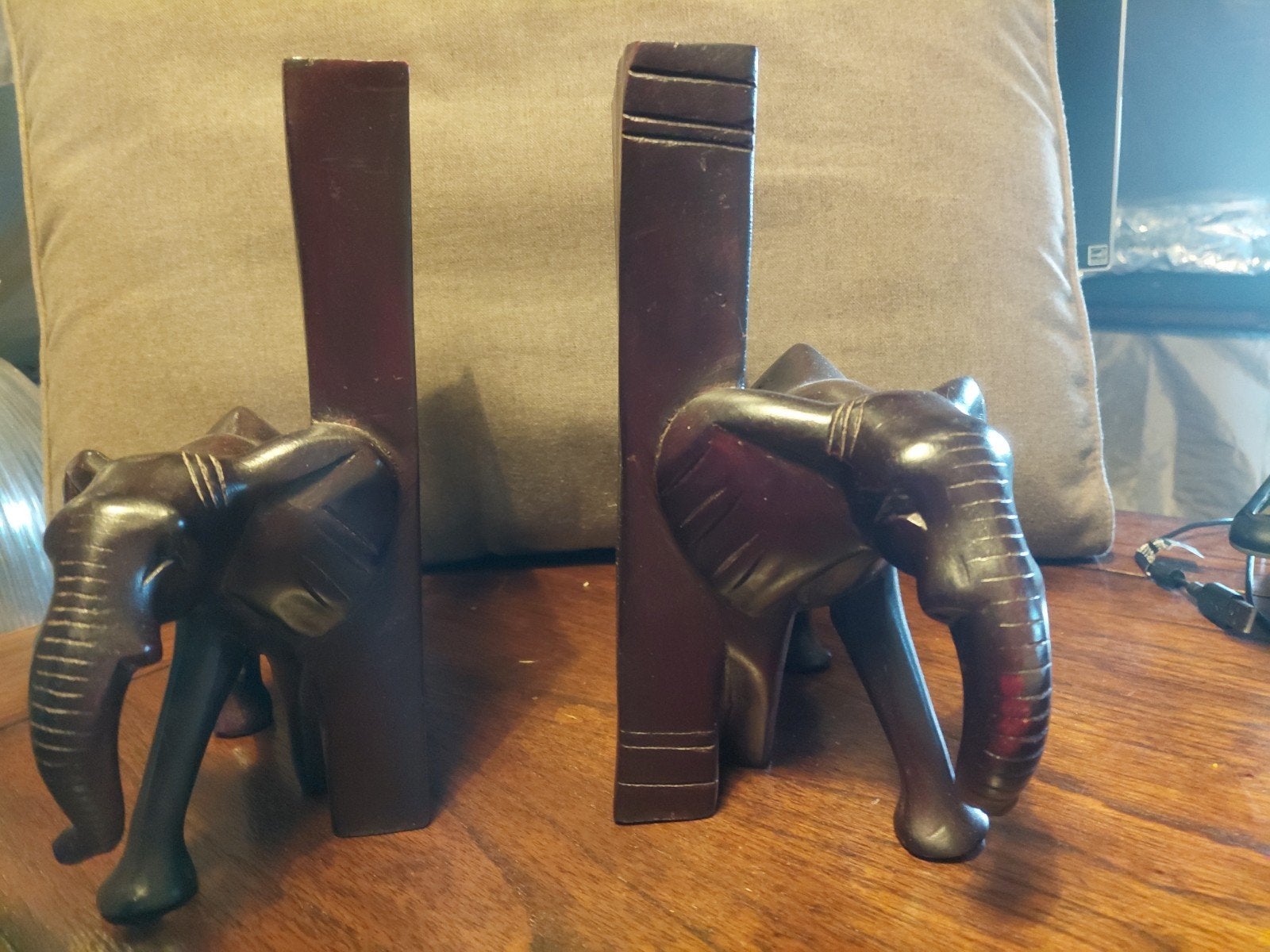 Vintage houten olifant boekensteunen, Gebruikt, Ophalen of Verzenden, Bruin, Vintage