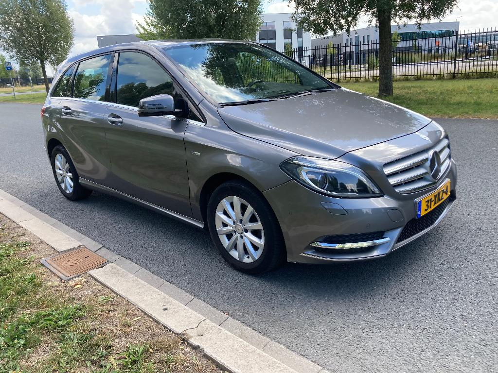 Mercedes-Benz B-Klasse B180 5DRS Blue EFF 2012 Grijs, Auto's, Mercedes-Benz, Bedrijf, Te koop, B-Klasse, Airbags, Airconditioning