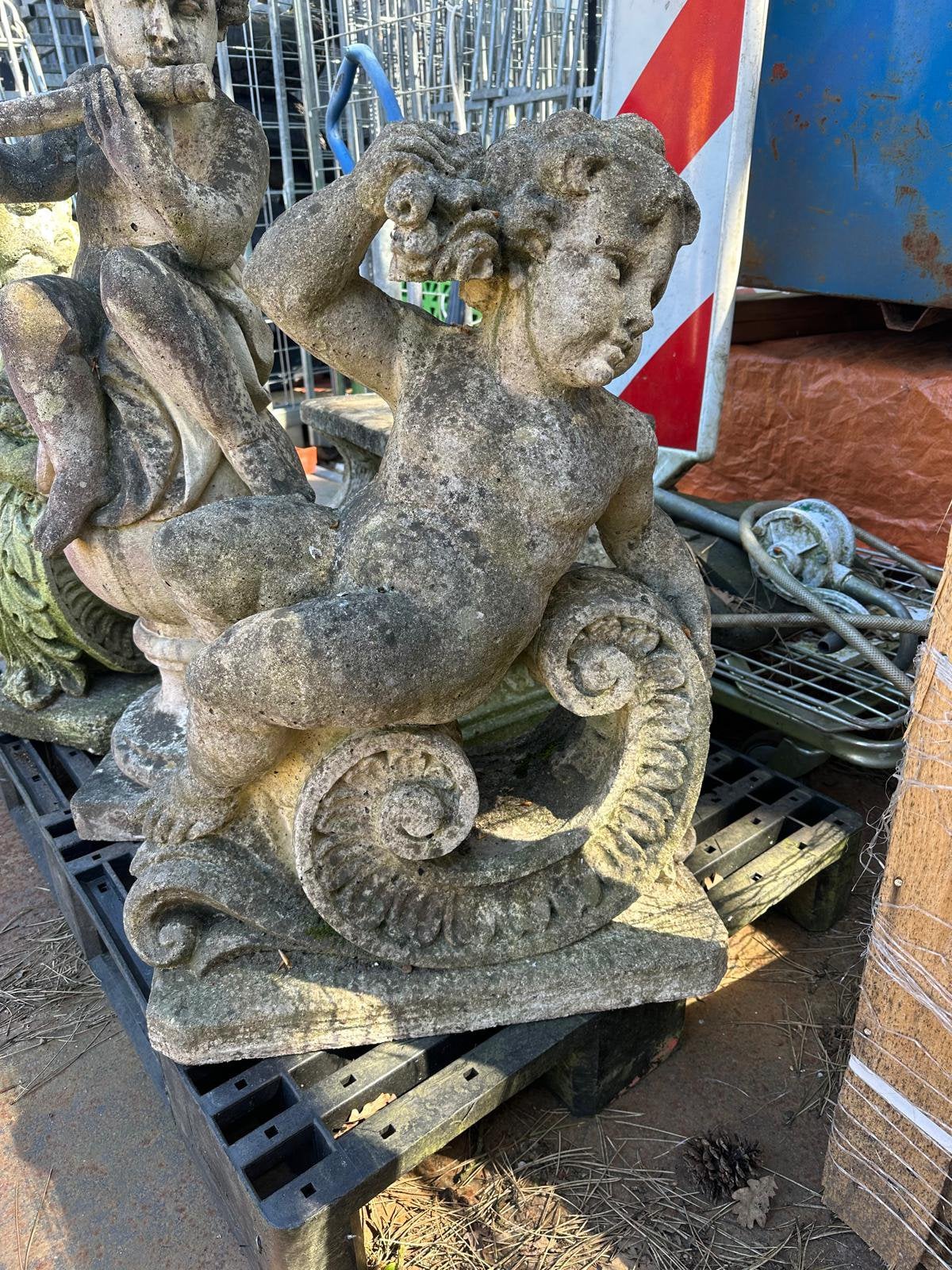 Grote tuinbeelden - cherubijn of putto - beton, Tuin en Terras, Ophalen, Gebruikt, Overige typen, X