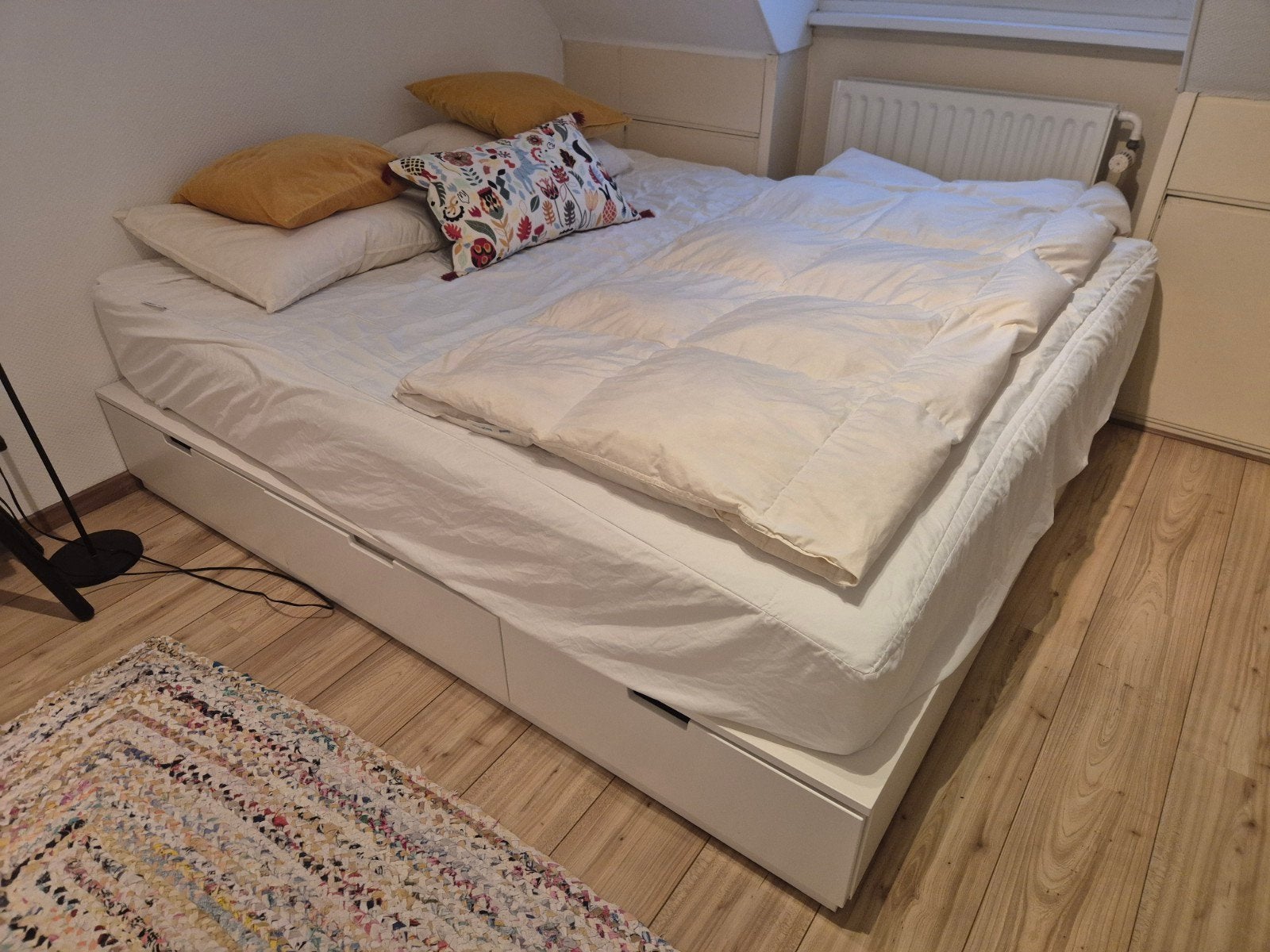 Tweepersoonsbed 180x200 met matras, lattenbodem en lades, Ophalen, Tweepersoons, Zo goed als nieuw, 180 cm