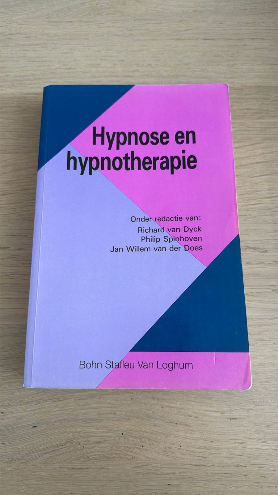 Hypnose en hypnotherapie - Psychologie boek, Ophalen of Verzenden, Gelezen, Klinische psychologie