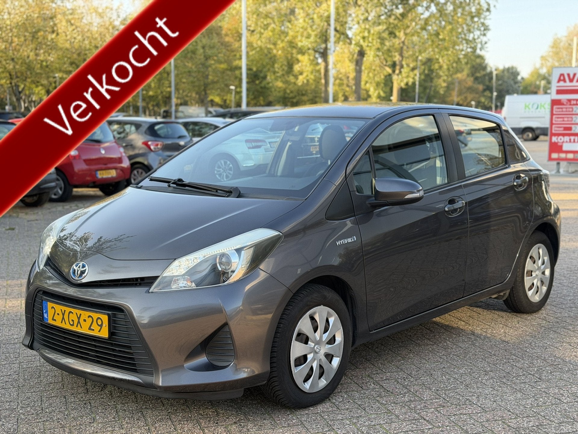 Toyota Yaris 1.5 Full Hybrid Aspiration Automaat | Camera |, Euro 5, Gebruikt, Zwart, 4 cilinders