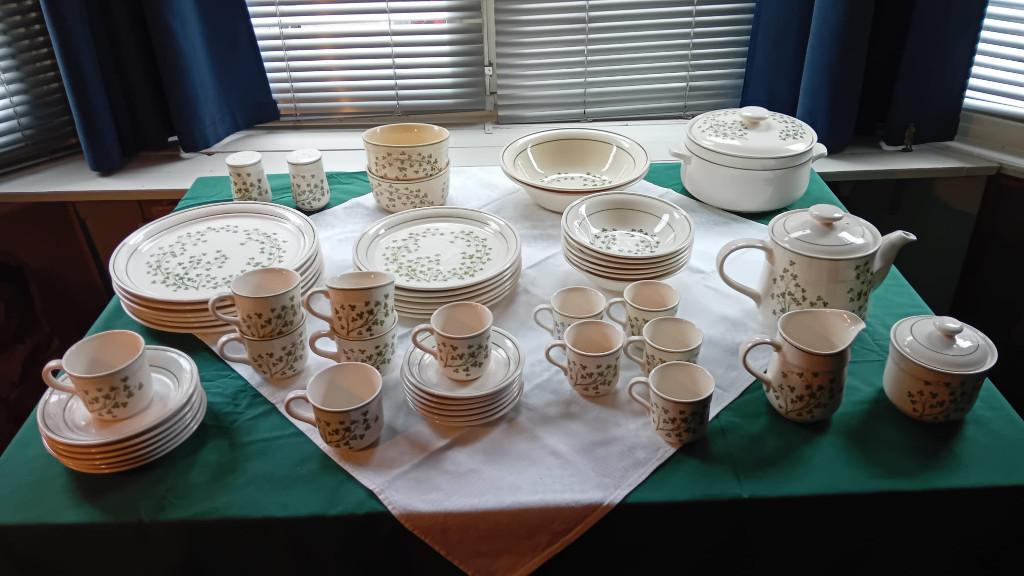 vintage compleet (iers) servies Arklow, Ophalen, Keramiek, Zo goed als nieuw, Overige stijlen