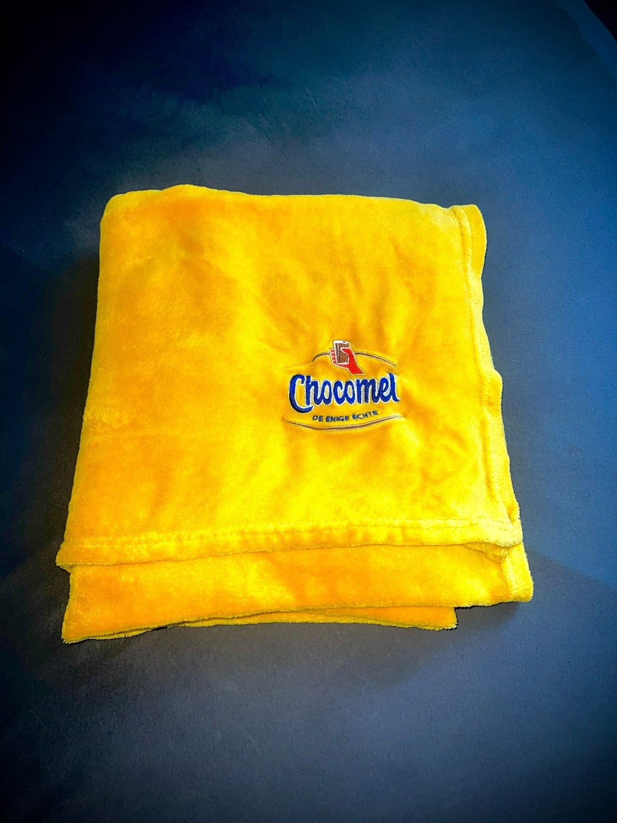 Originele nieuwe Chocomel fleecedeken, Geel, Fleecedeken, Verzenden, Nieuw
