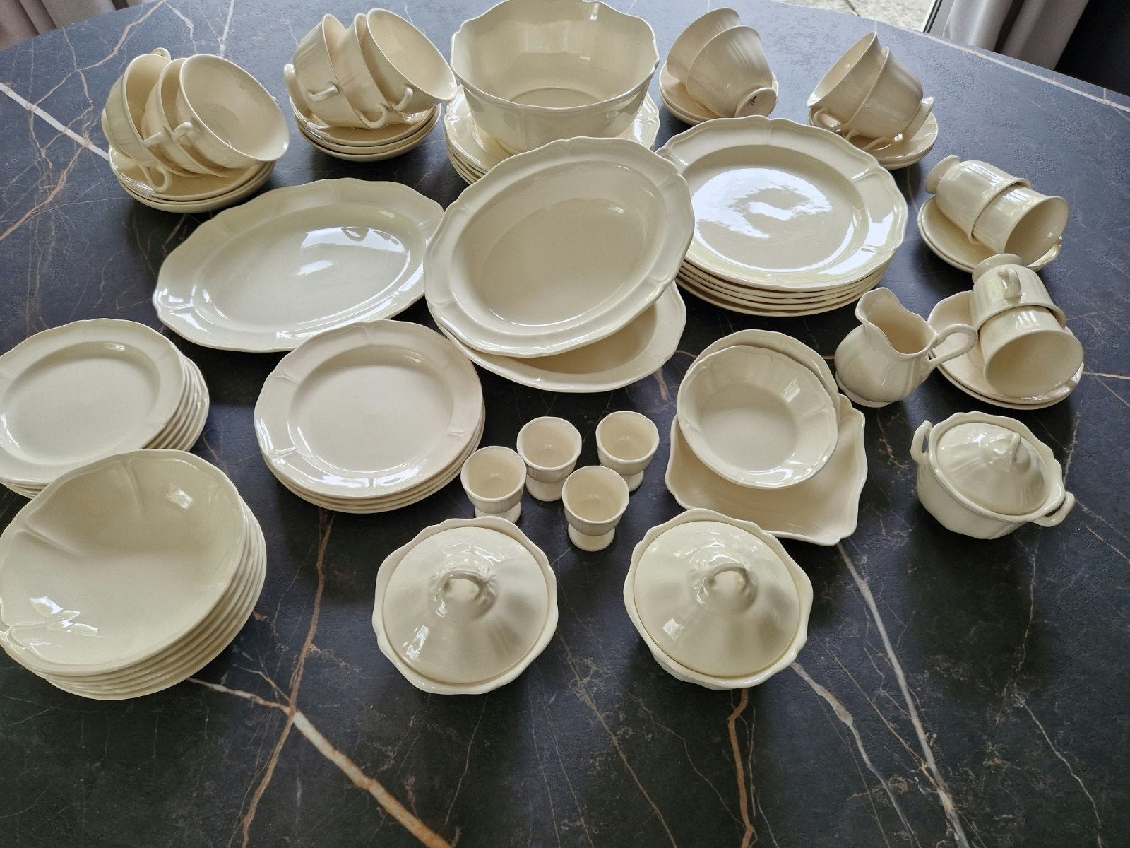 Wedgwood Queens Shape servies, Ophalen of Verzenden, Zo goed als nieuw, Porselein, Kop(pen) en/of Schotel(s)