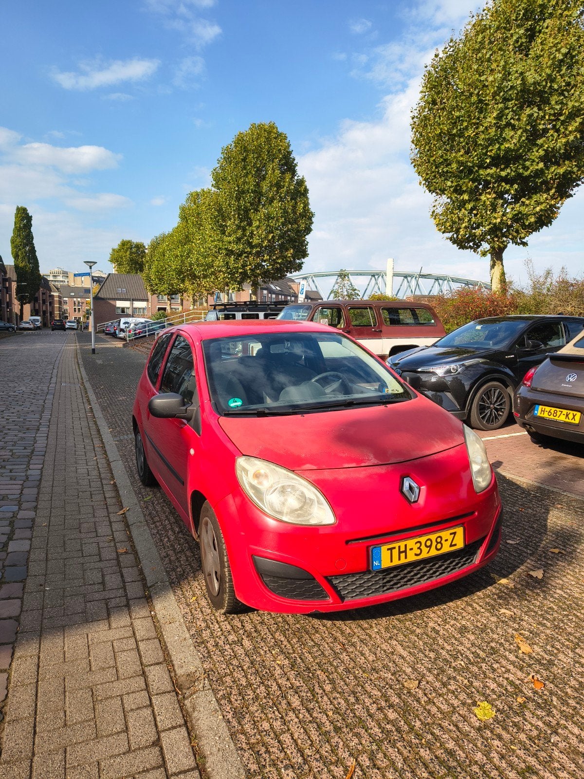 Renault Twingo 1.1 2010 Rood, Auto's, Voorwielaandrijving, Twingo, 31 €/maand, 4 cilinders