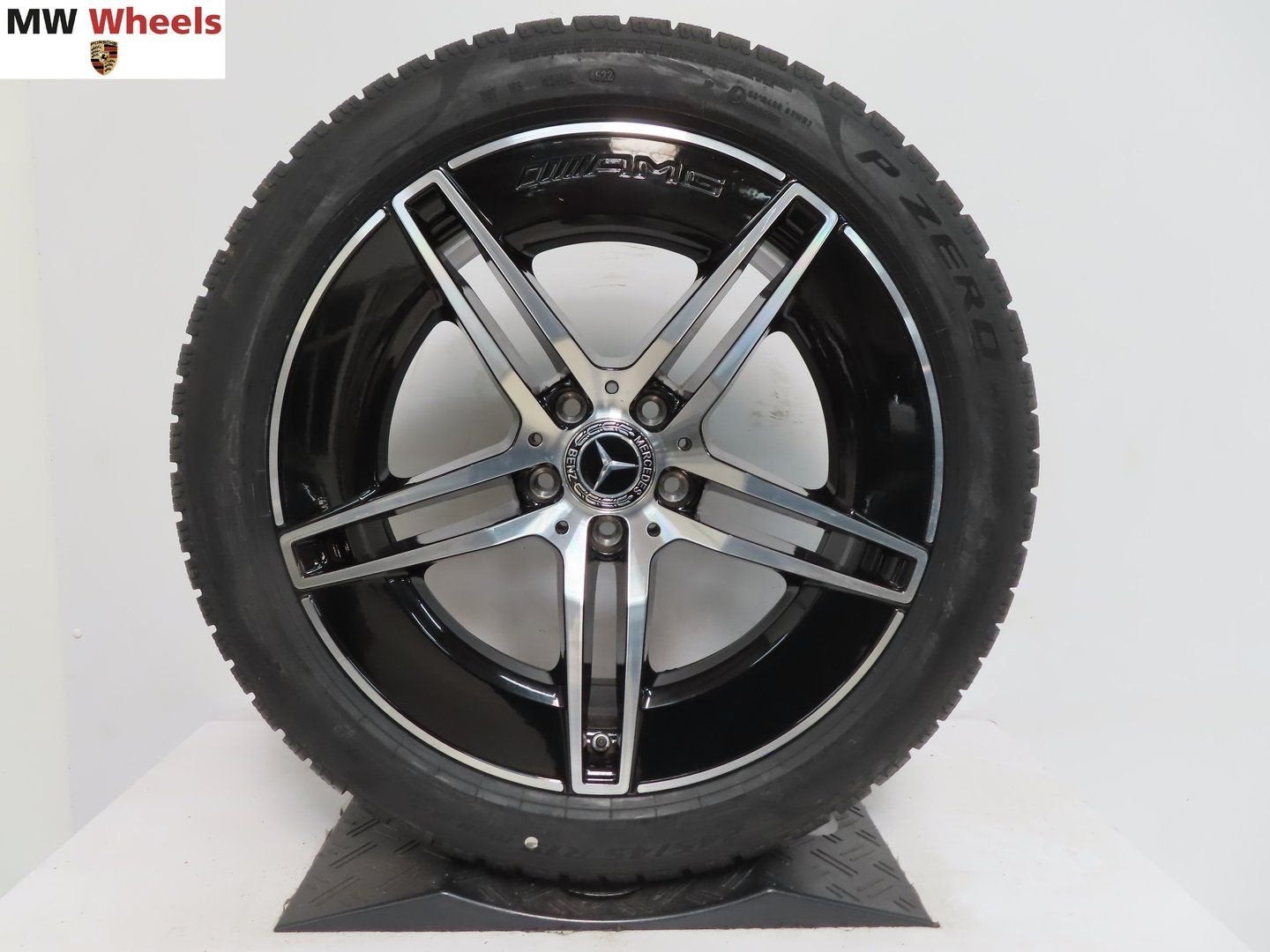 Mercedes E klasse W214 AMG 19 inch velgen winterbanden nieuw, 19 inch, -, -, Banden en Velgen