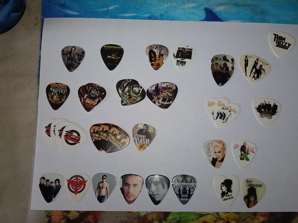 Diverse artiesten plectrums, Ophalen of Verzenden, Zo goed als nieuw, Foto of Kaart